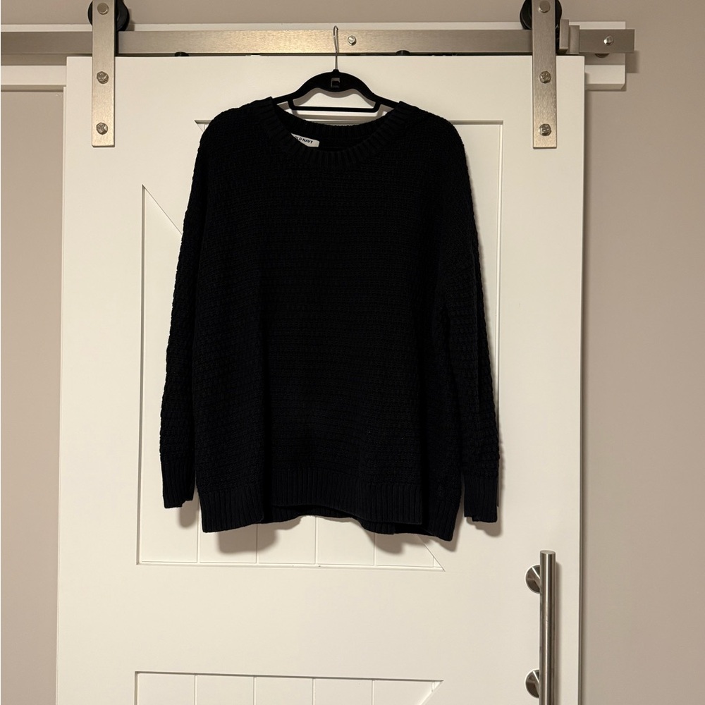 Old Navy Black Crewneck Sweater